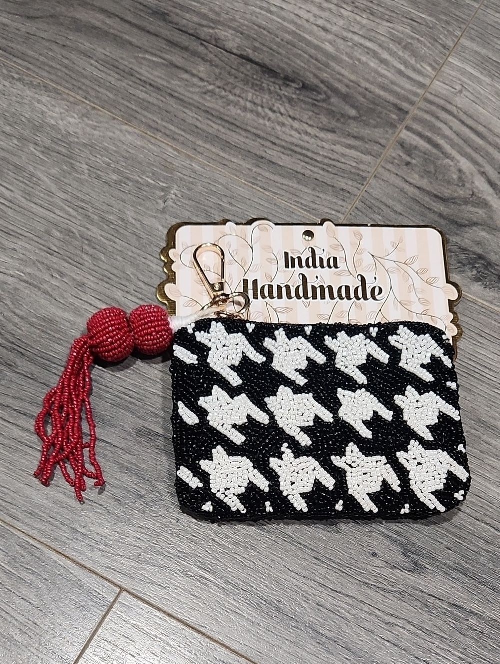 Handmade Beaded Houndstooth Coin Pouch with Red Tassel